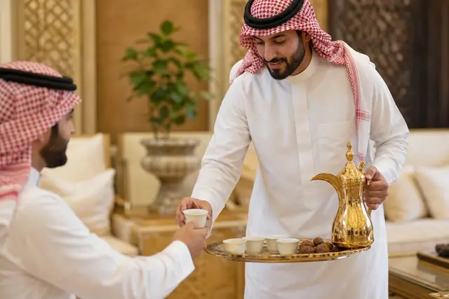 قهوجي: ضيافة سعودية متقنة ودليل اختيار الخدمة في الرياض